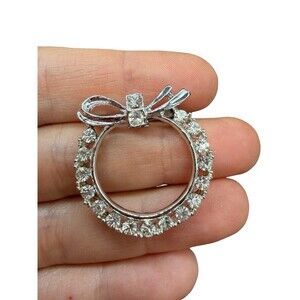 Vintage Rhinestone Wreath Brooch Circle pin in silver tone